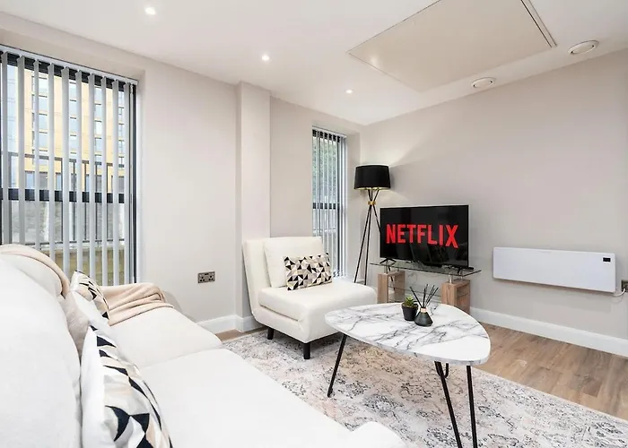 Exclusive - Centre * Leeds (West Yorkshire)